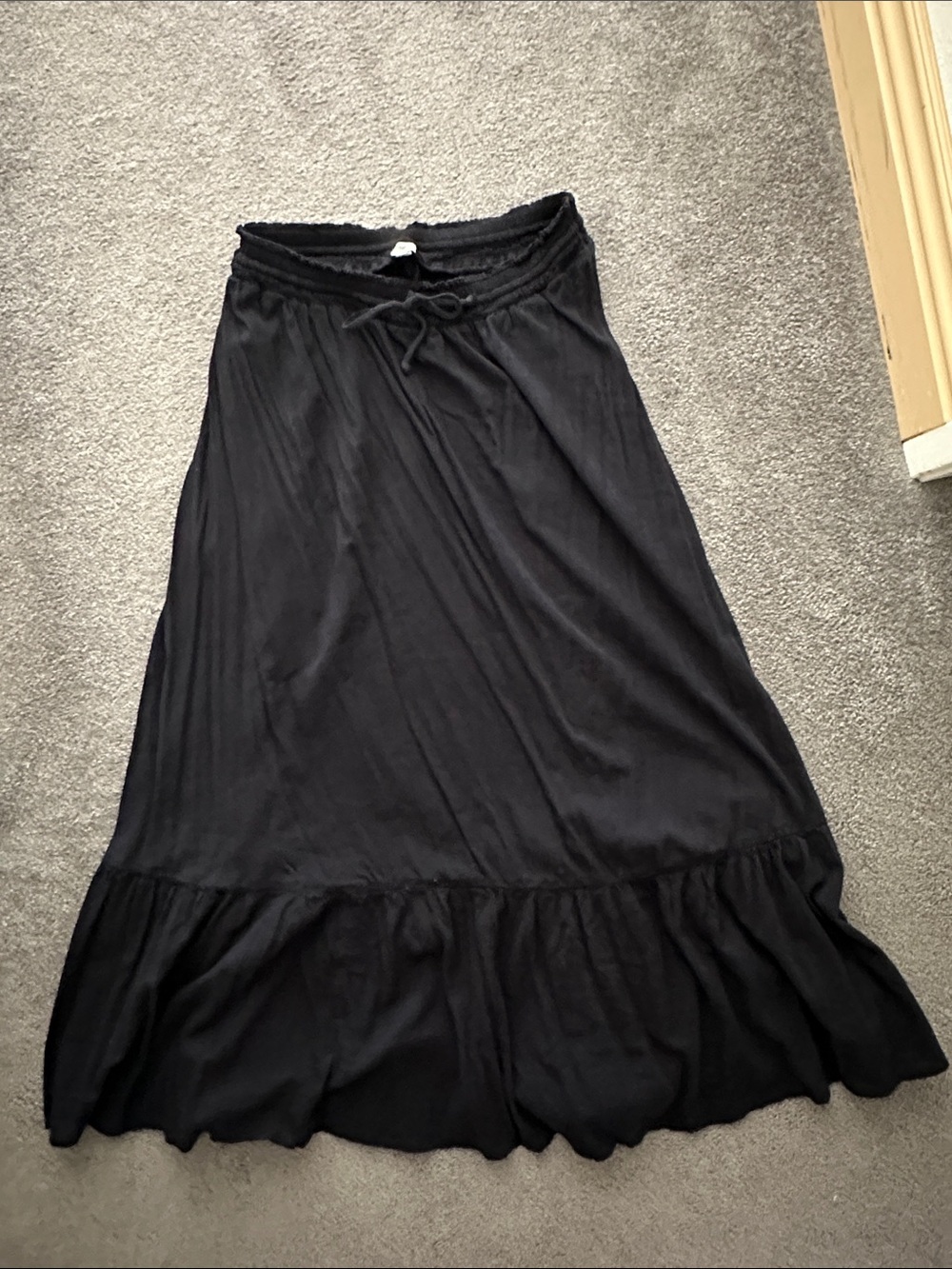 Aerie black skirt